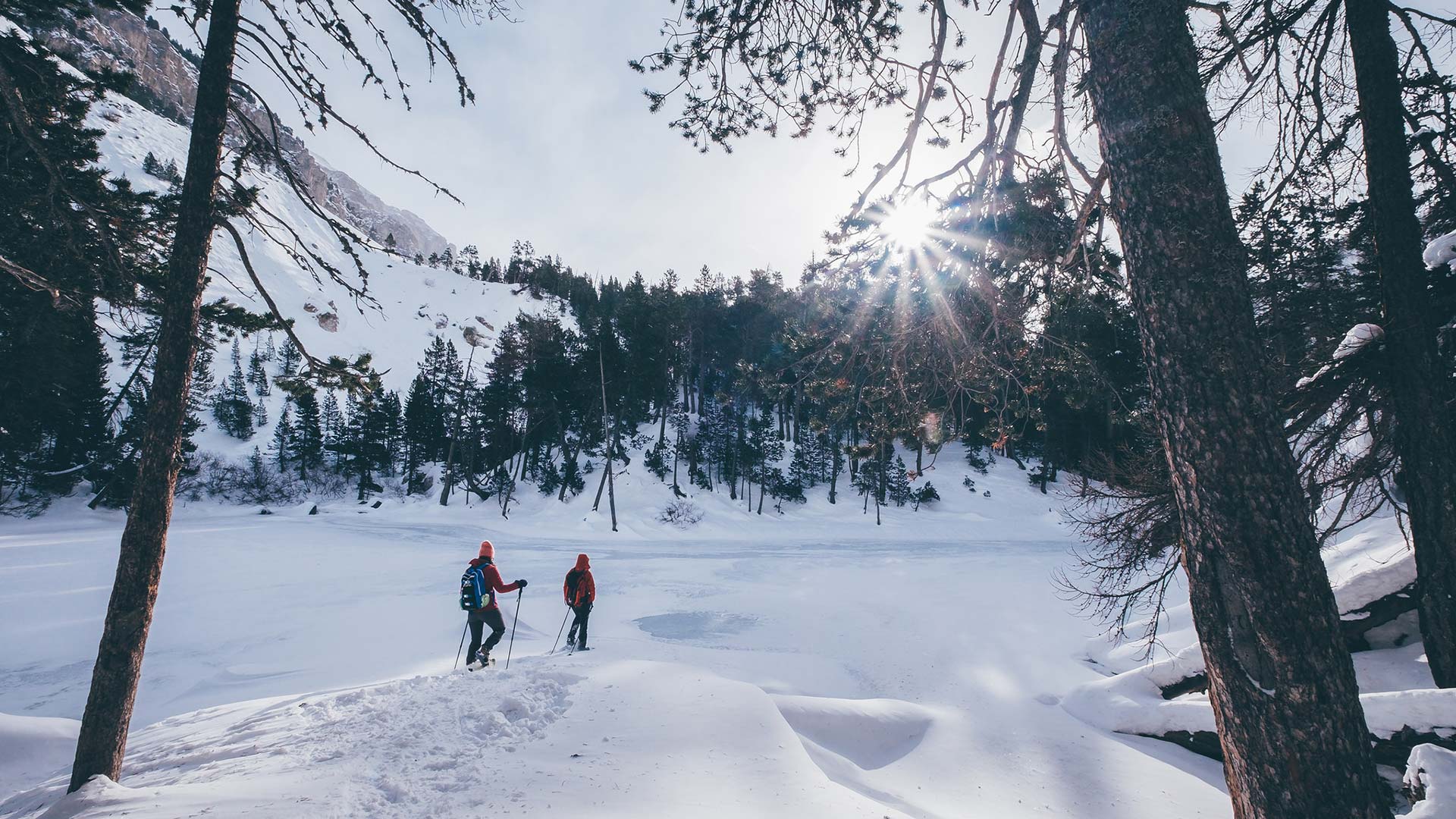 Escursionismo Invernale in Piemonte: i Laghi Ghiacciati delle Alpi Piemontesi
