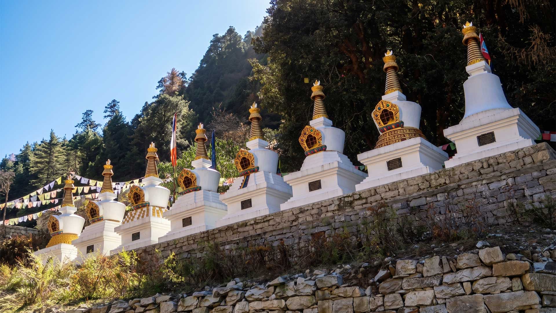 Viaggio Nepal: Monasteri sacri e trekking nel Circuito del Manaslu