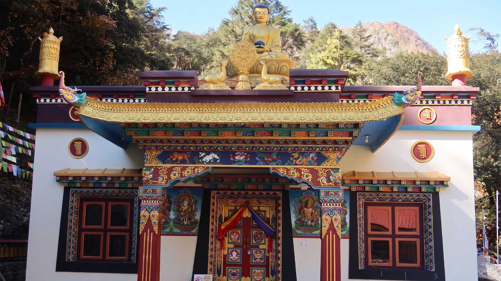 Viaggio Nepal: Monasteri sacri e trekking nel Circuito del Manaslu