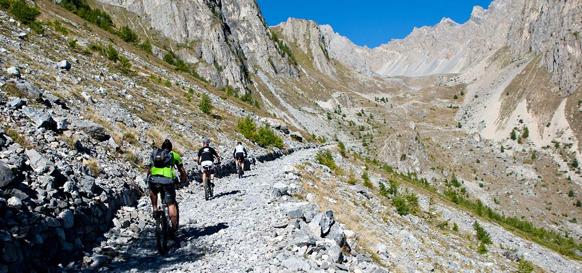 Italy - Alps of Piedmont: how to reach Val Maira
