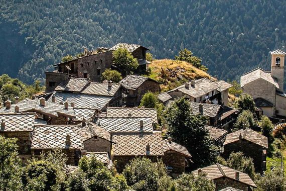 Escursione notturna a Bourcet con cena e degustazione